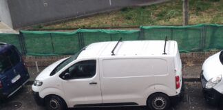 Granizada, ¿me cubre el seguro del coche ante los desperfectos como rotura de lunas o abolladuras en la carrocería? Granizada fuerte en Madrid con desperfectos en los coches