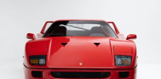 Sale a subasta un Ferrari F40 con solo 360 kilómetros, sin catalizador, ningún mantenimiento y que ha estado oculto durante 35 años subasta un Ferrari F40 con solo 360 kilómetros