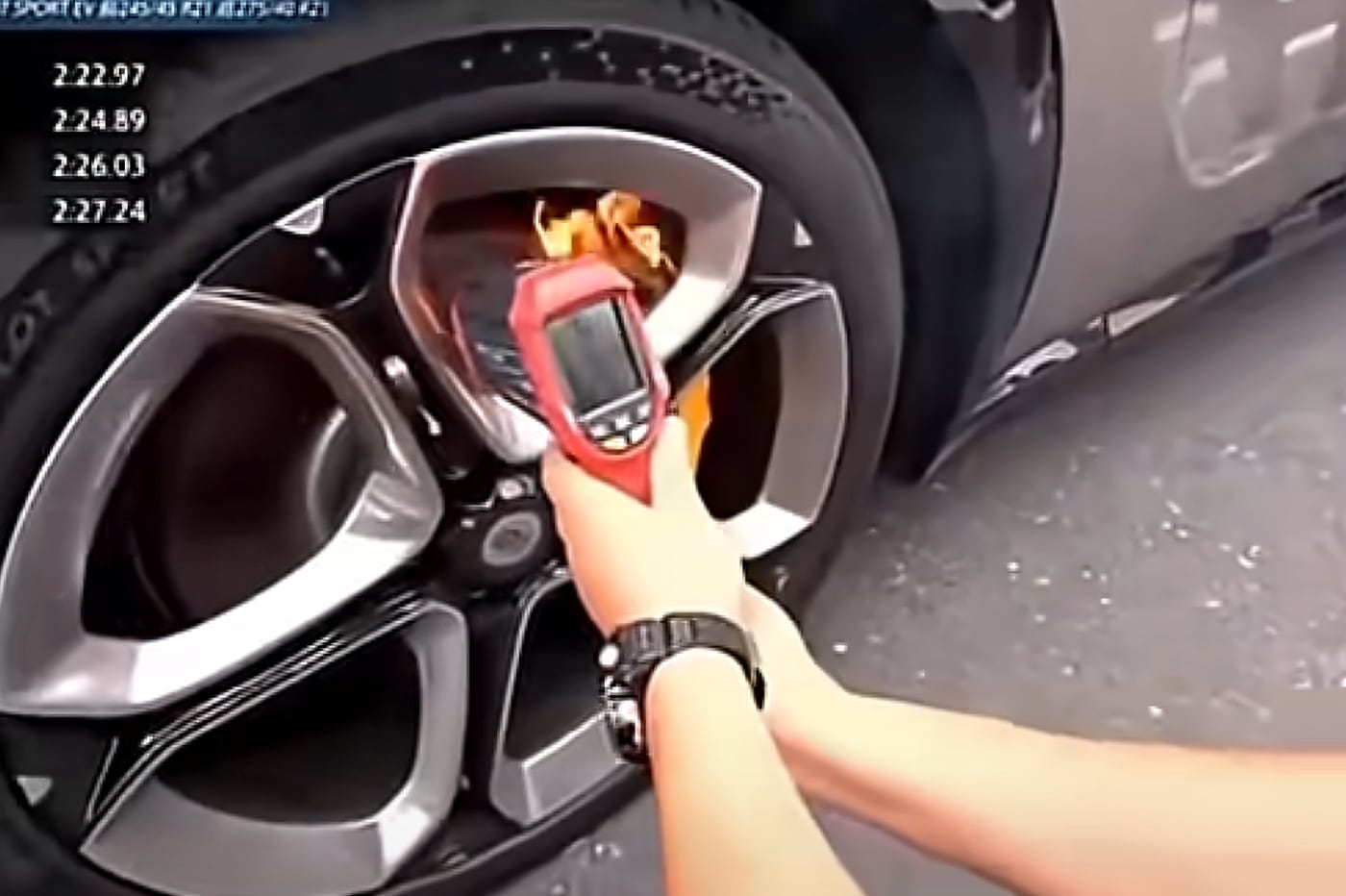 Frenos del Xiaomi YU7 Max quemándose