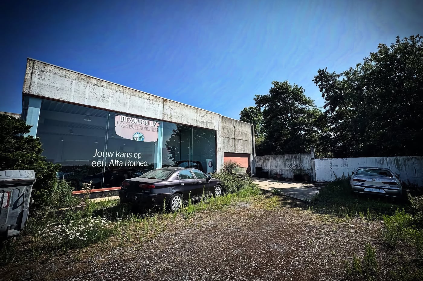 Concesionario abandonado Alfa Romeo