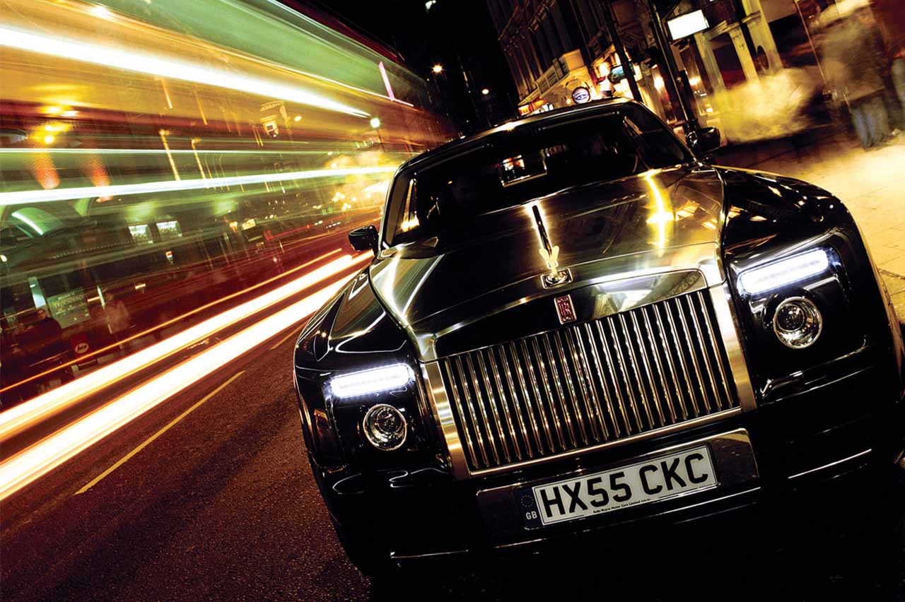 coches con motor de 16 cilindros 