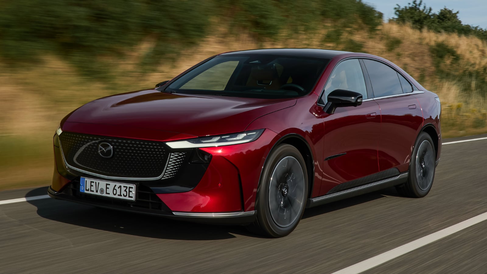 diseno-mazda6e.jpg