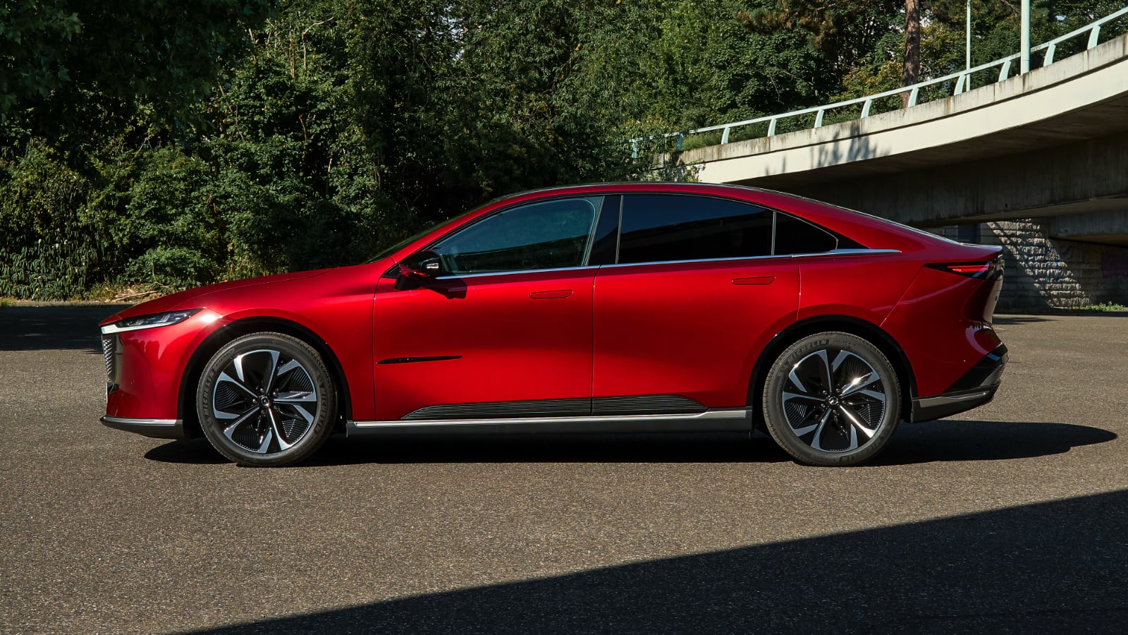mazda6e-perfil.jpg