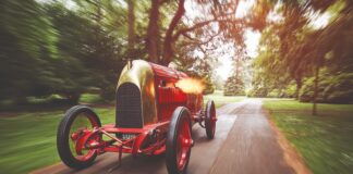 Fiat S76, la Bestia de Turín que, “disparando llamas en las caras de los peatones inocentes ensordeciéndolos”, alcanzó los 212,87 km/h, batiendo el récord de velocidad La Bestia de Turín