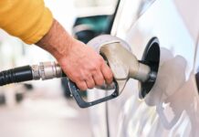 José Rodríguez de Arellano, fundador de gasolineras low cost: “El aditivo no vale para nada. Lo ponemos porque la gente piensa que es bueno” El aditivo de la gasolina no vale para nada