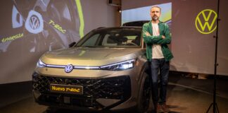Me he subido en el nuevo Volkswagen T-Roc 2026, el que seguirá siendo un éxito de ventas: "Adiós diésel. Hola híbridos autorrecargables"