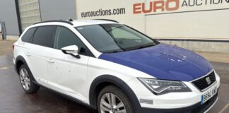 A subasta un Seat León que sirvió de coche-patrulla de la Ertzaintza Suasta Seat León coche-patrulla Ertzaintza