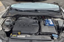 Suasta Seat León coche-patrulla Ertzaintza