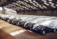 Un empresario británico compró 240 Land Rover Defender por 9 millones de euros cuando la marca anunció su retirada. Ahora tiene un negocio millonario 240 Land Rover Defender