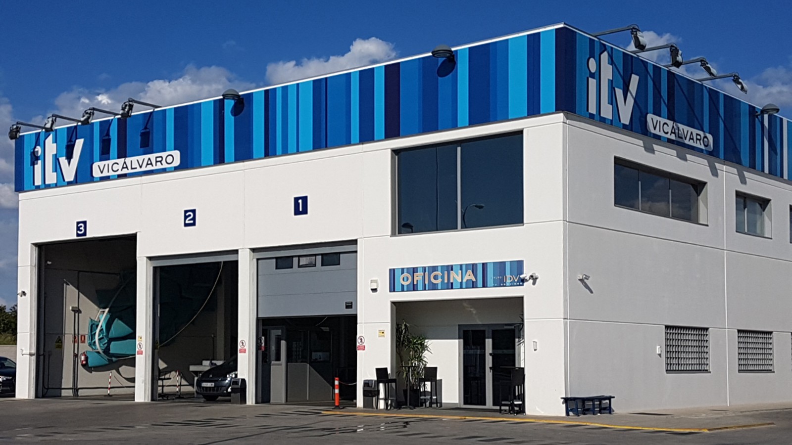 3.000 multa a un taller y una aseguradora