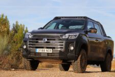 KGM lanza en España paquetes con especificaciones off-road todoterrenos