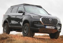 KGM lanza en España dos paquetes exclusivos con especificaciones que mejoran las cualidades off-road de sus todoterrenos Rexton y Musso KGM Rexton Aventura off-road 4x4