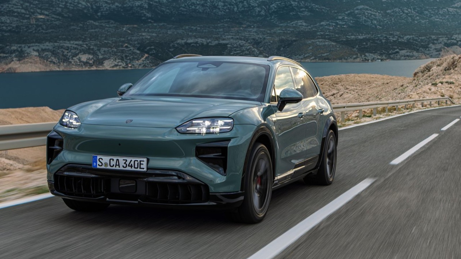 Porsche Cayenne Electric