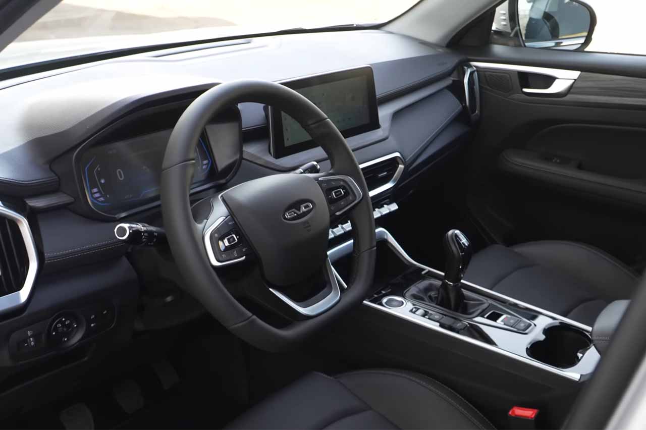 Interior y puesto de mandos del nuevo EVO Cuatro 2026 Interior y puesto de mandos del nuevo EVO Cuatro 2026
