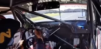 Se le rompe el soporte de la dirección en plena carrera y lo que hace es de auténtico genio Se rompe soporte de dirección durante la carrera