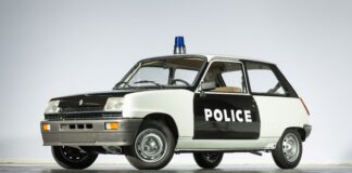 A subasta un Renault 5 de la Policía francesa, uno de los últimos construidos Subasta Renault 5 Police 1983