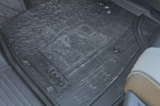 Jeep Compass Huevo Pascua alfombrilla