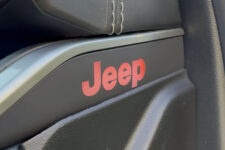 Jeep Compass Huevo Pascua logo Jeep