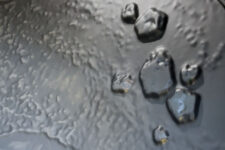 Jeep Compass Huevo Pascua roca