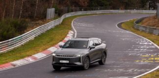 Omoda pone a prueba el rendimiento y eficiencia de la tecnología híbrida enchufable del Omoda 9 SHS en un viaje de casi 2.000 km de Madrid a Nürburgring Omoda 9 SHS Madrid Nürburgring