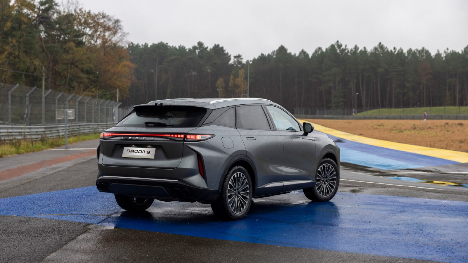 Omoda 9 SHS Madrid Nürburgring