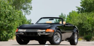 A subasta el Ferrari Daytona customizado que se utilizó en Miami Vice Subasta Ferrari Daytona Miami Vice