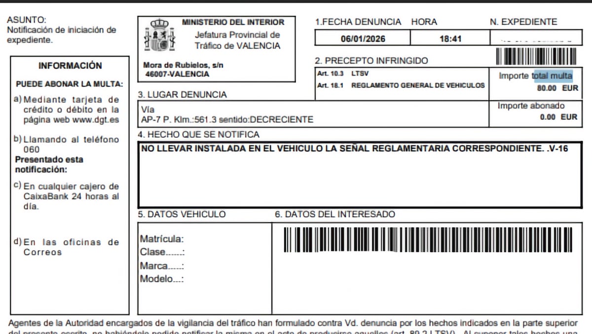 Multa real por no usar la baliza V16