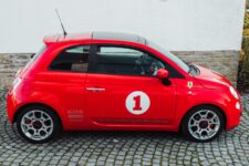 Fiat 500 Ferrari Dealer Edition