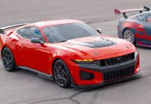 Ford desvela por error un misterioso Mustang Dark Horse SC, una versión menos radical que el GTD ford-mustang-dark-horse-sc