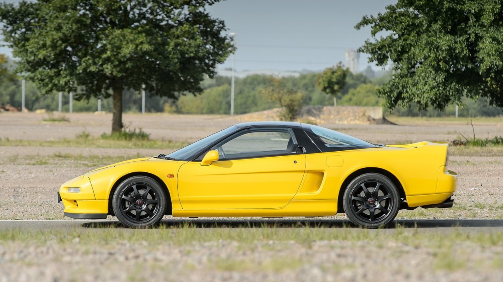 Honda Legend rompió el Paco de Caballeros