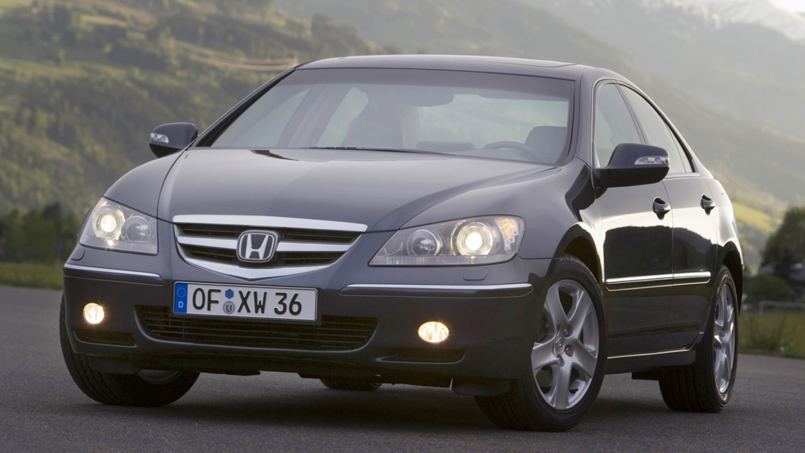 Honda Legend rompió el Paco de Caballeros