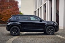 Jeep Avenger Black Edition