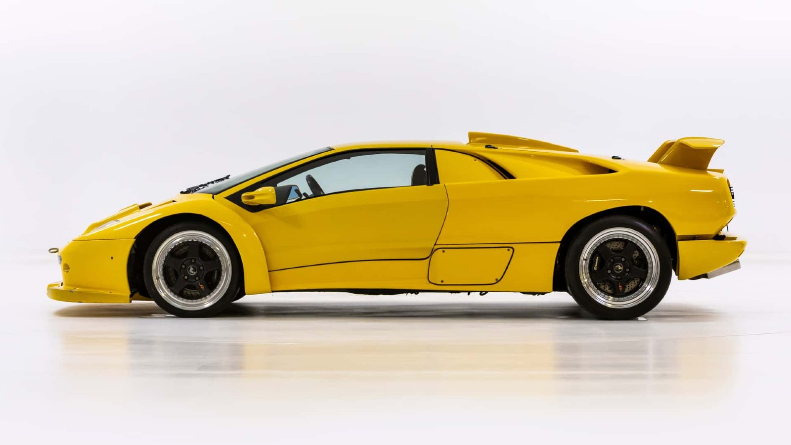 Lamborghini Diablo motor W16