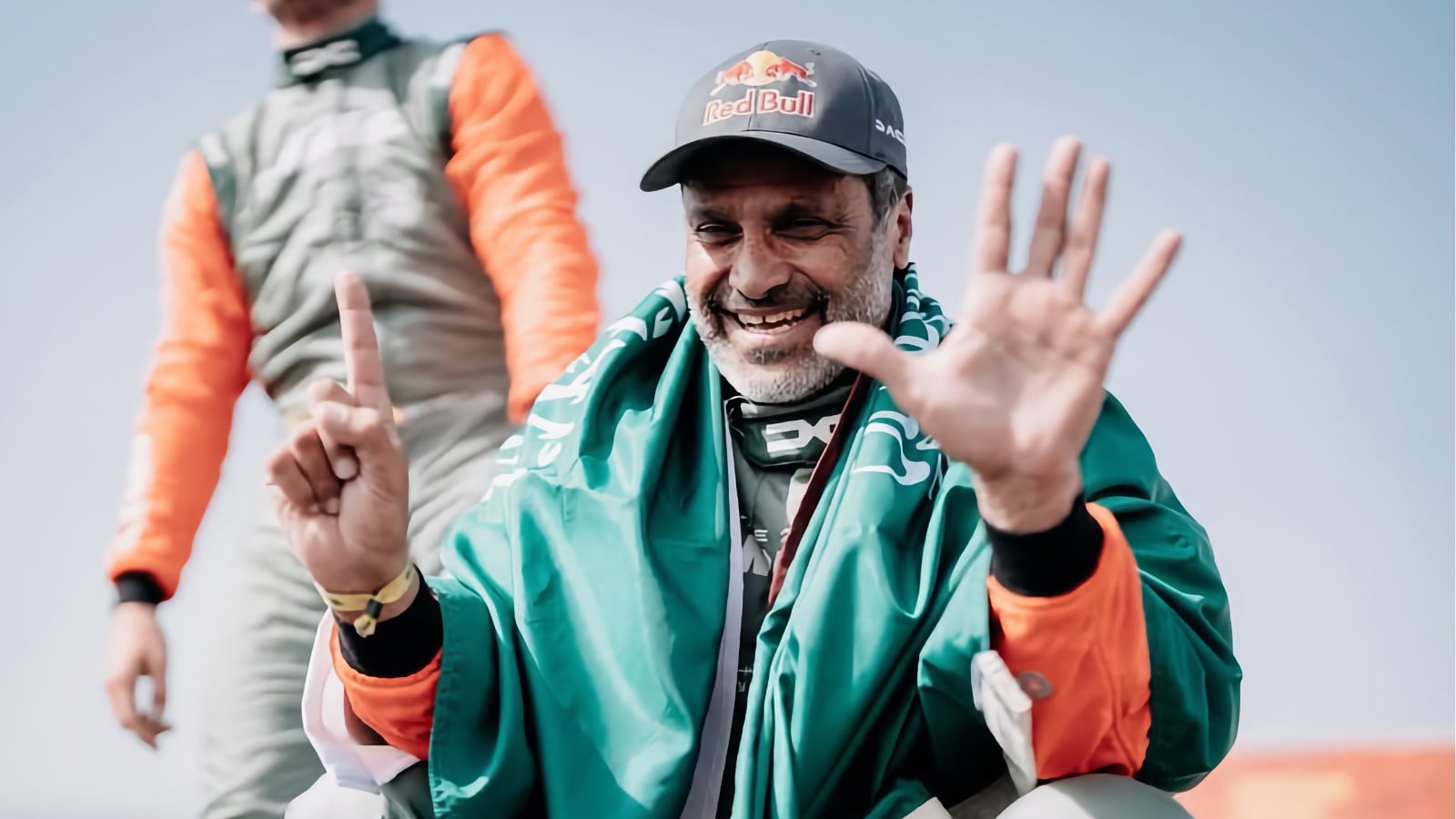 Nasser Al-Attiyah celebrando su sexto Dakar