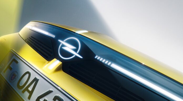 Opel cierra 2025 con 38.209 matriculaciones, un 16% más que el año anterior, de las que 2.451 fueron vehículos eléctricos Opel 2025 matriculaciones