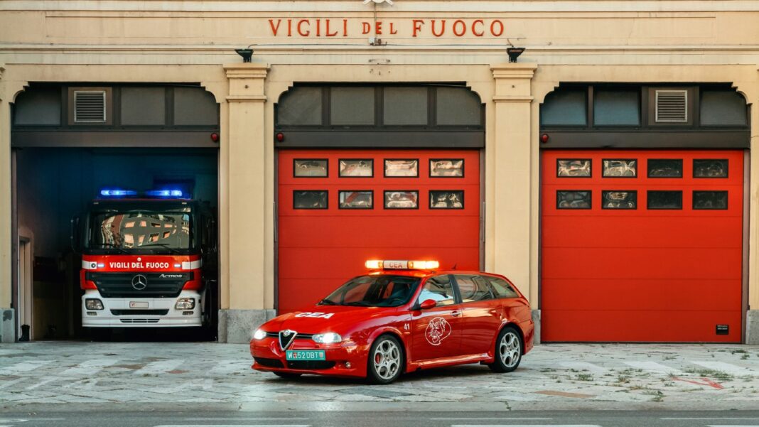 Subasta Alfa Romeo 156 GTA Sportwagon CEA Squadra Corse