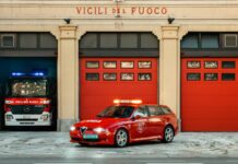 A subasta un raro Alfa Romeo 156 GTA Sportwagon CEA Squadra Corse que se utilizó como vehículo de emergencia en algunos Grandes Premios de F1 Subasta Alfa Romeo 156 GTA Sportwagon CEA Squadra Corse