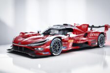 Toyota Racing TR010 Hybrid