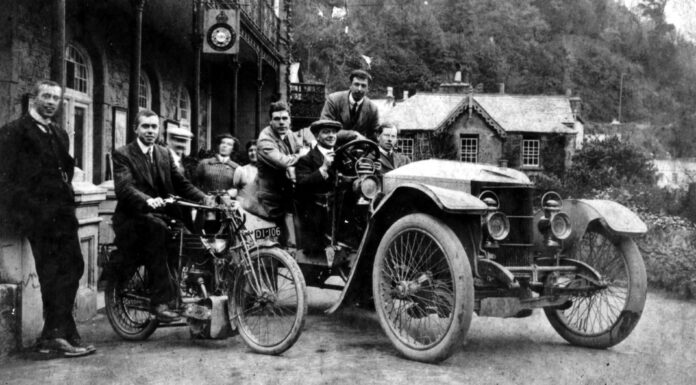 El príncipe de Prusia creó, de casualidad, uno de los primeros coches deportivos de la historia: el Vauxhall Prince Henry Vauxhall Prince Henry