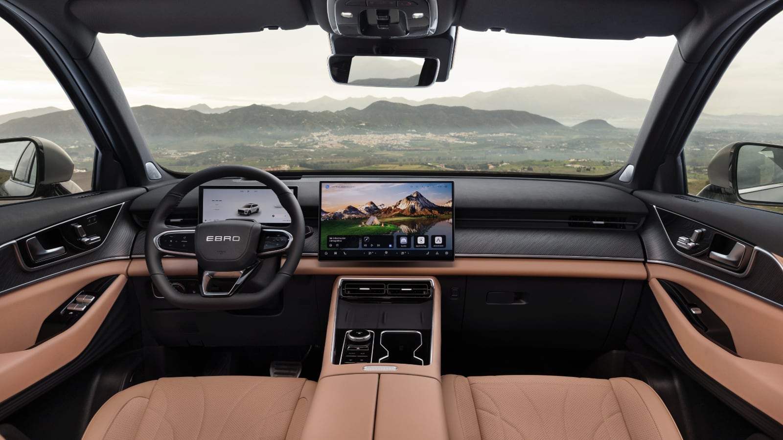 interior del Ebro S900 PHEV 4X4