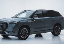 Jaecoo 8 SHS, el nuevo buque insignia de la marca china, un SUV híbrido enchufable con 428 CV y hasta 134 kilómetros de autonomía eléctrica Jaecoo 8 SHS