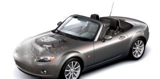 Mazda construyó en secreto un MX-5 V6 hace 20 años, pero lo descartó por dos motivos razonables Mazda construyó en secreto un MX-5 V6