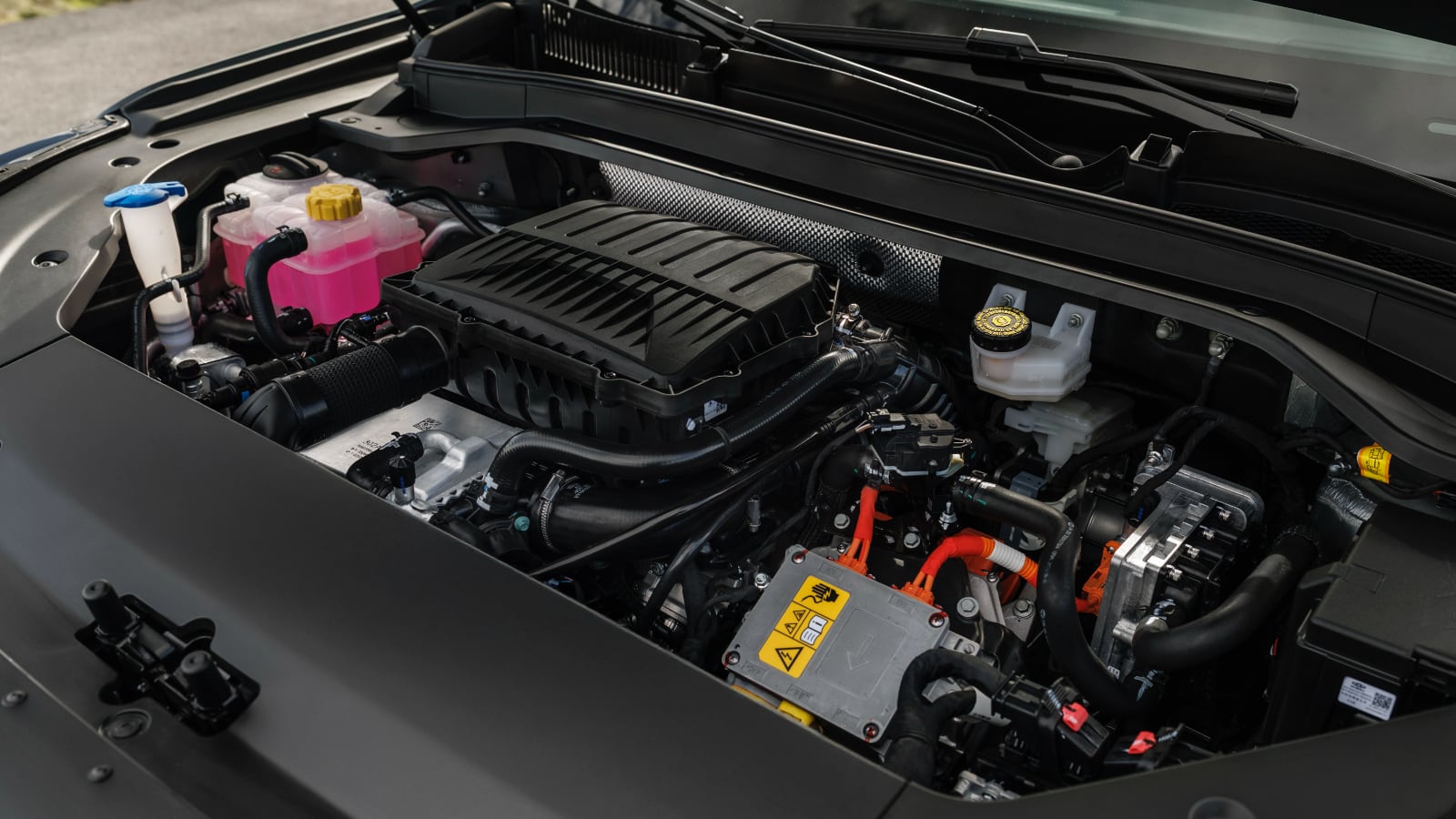 motor del Ebro S900 PHEV 4X4