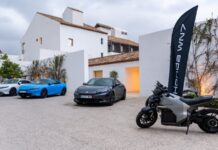 Honda muestra la WN7 2026, su primera moto eléctrica, en la presentación del nuevo Prelude Honda WN7 2026 Honda Prelude