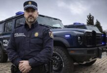 La Policía Nacional sí sabe: compra diez Ineos Grenadier que prestarán servicio en las UIP nuevos coches Ineos Grenadier de la Policía Nacional