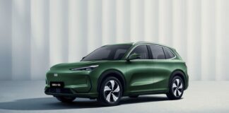 Los nuevos Geely Starray EM-i y Geely E5 ya tienen precios en España. La marca china se prepara para asaltar el mercado español Precios Geely Starray EM-i y Geely E5