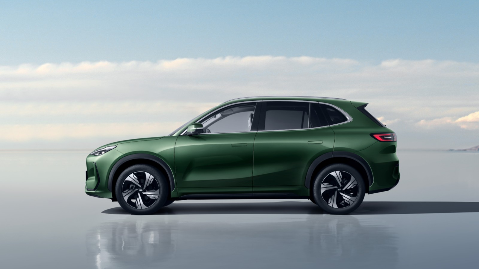 Precios Geely Starray EM-i y Geely E5