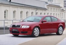 Skoda Tudor Concept, el Superb coupé que se perdió en la India y se encontró en una estación de tren Skoda Tudor