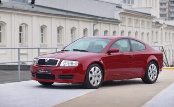 Skoda Tudor Concept, el Superb coupé que se perdió en la India y se encontró en una estación de tren Skoda Tudor