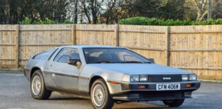 A subasta un DeLorean DMC-12 restaurado en un estado impecable Subasta DeLorean DMC-12 restaurado